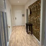 Appartment 5