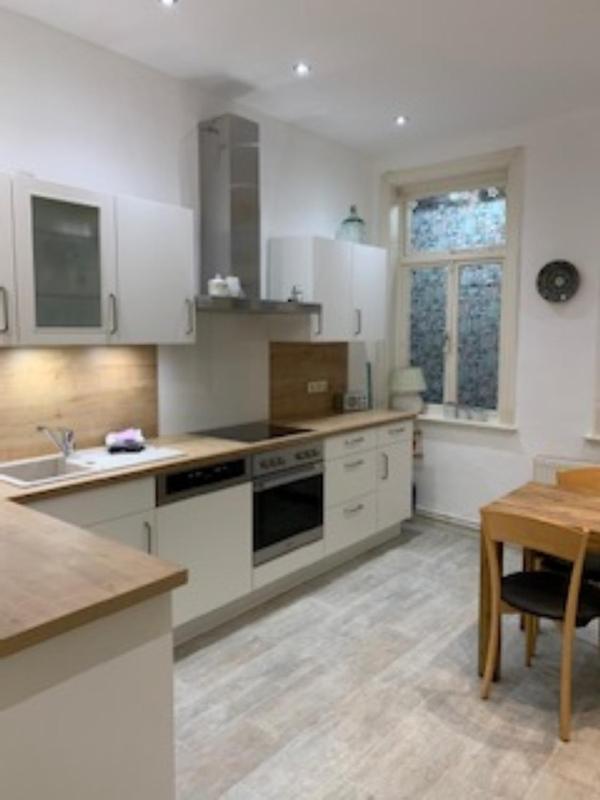 Apartment 5 *